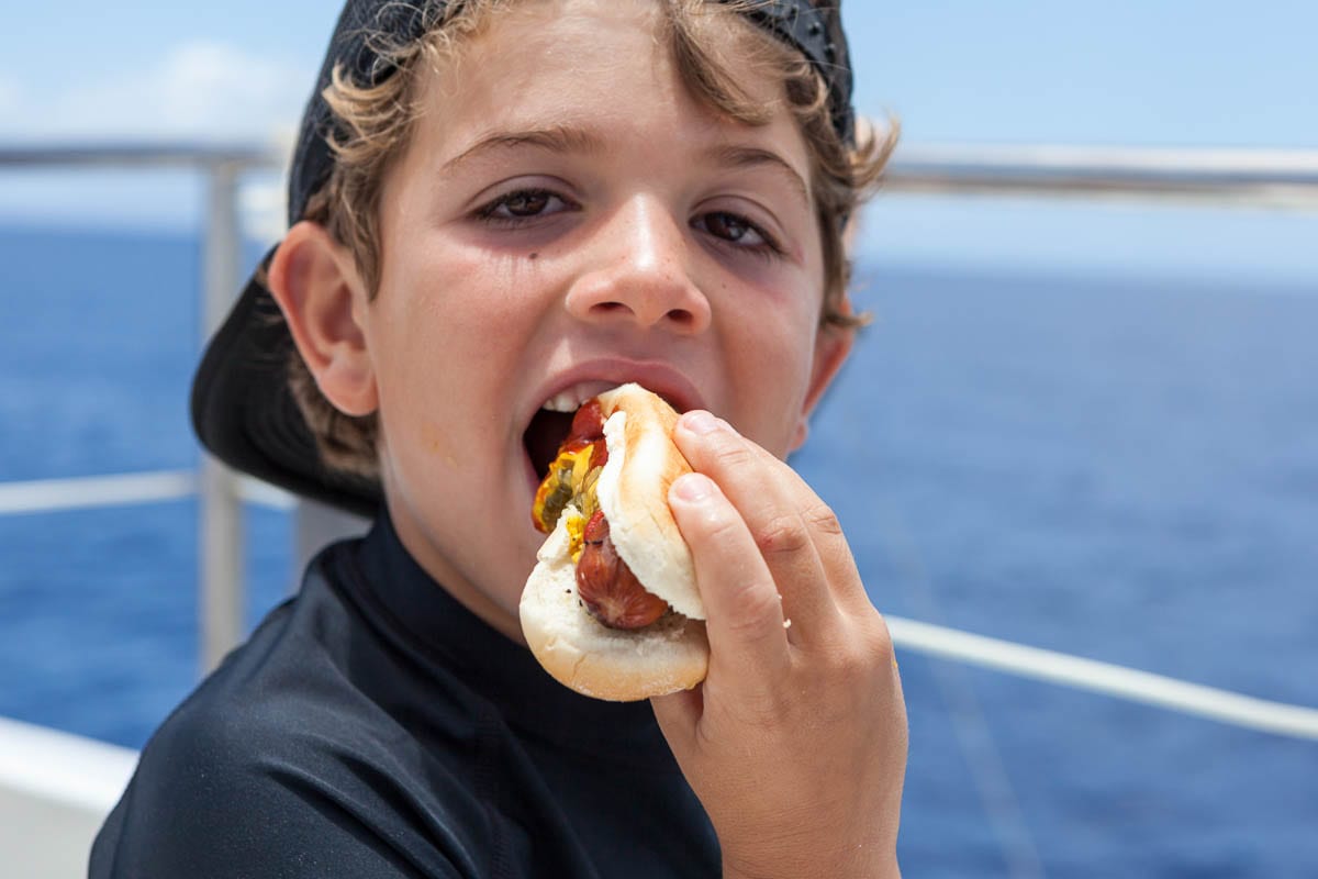 The Boy Eating Humbuger