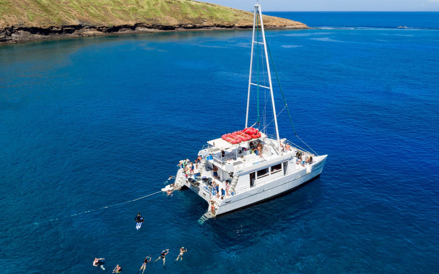 morning-snorkel-to-molokini-crater-or-coral-gardens